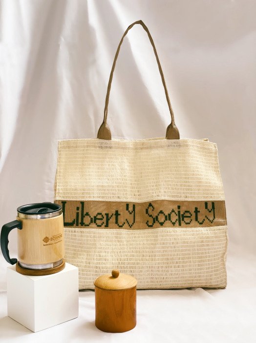 Paket Marchandise Perusahaan dari Liberty Society